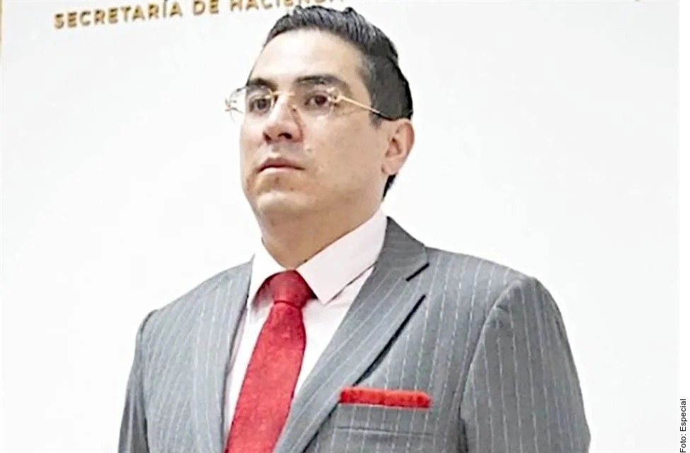 Quitan visa a ‘LordRelojes’