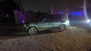 Detienen a sujetos con carros robados