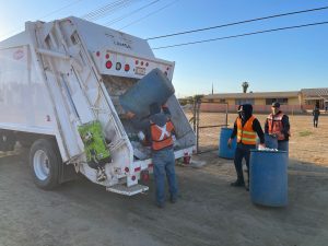 Trabaja doble turno Servicios Públicos